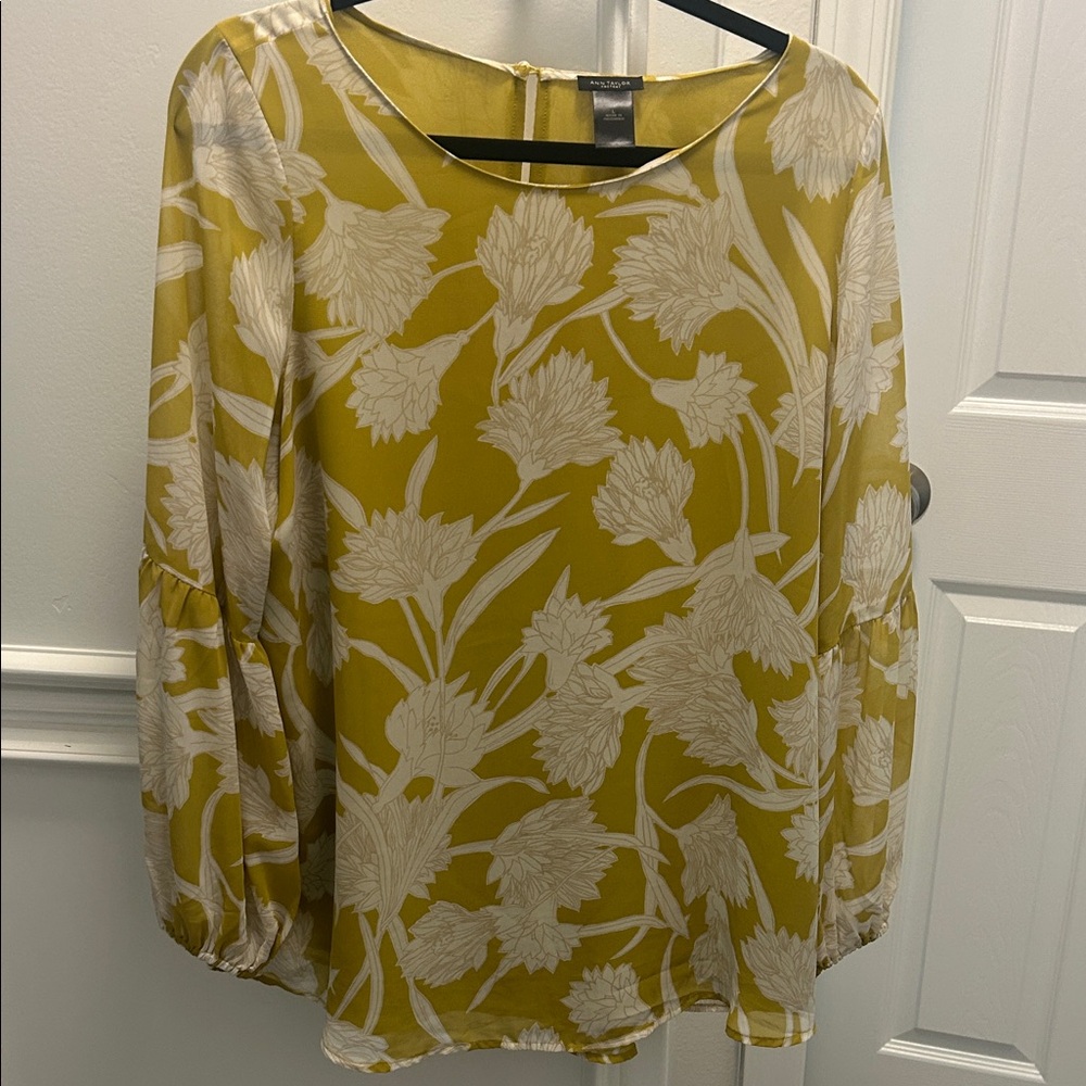 Ann Taylor Floral Print Women's Top - Mustard